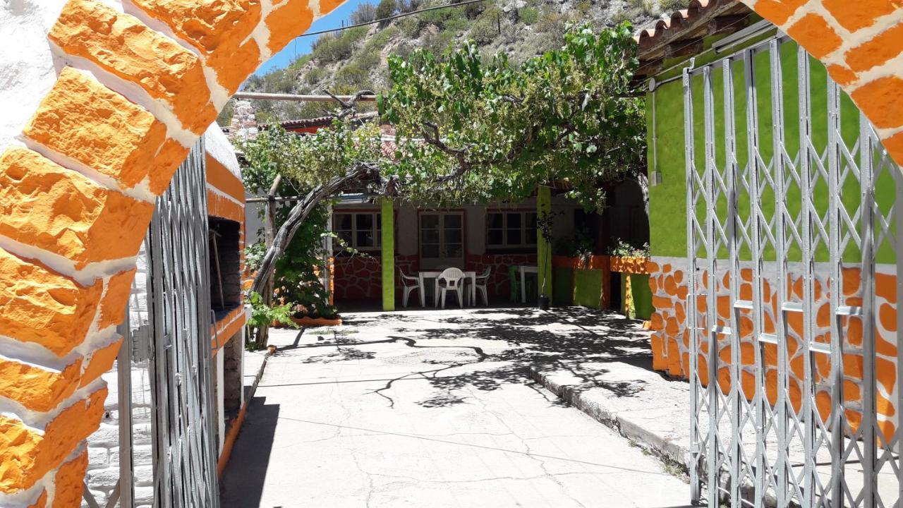 Hospedaje Don Alberto Hotel Potrerillos Ngoại thất bức ảnh