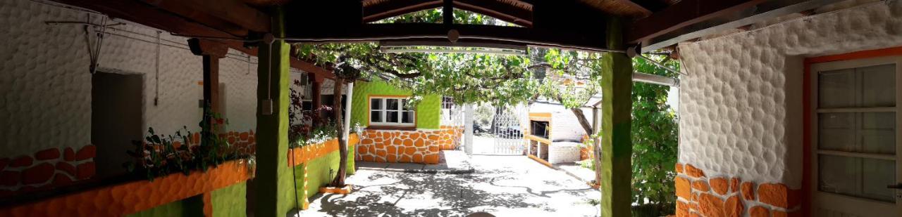 Hospedaje Don Alberto Hotel Potrerillos Ngoại thất bức ảnh